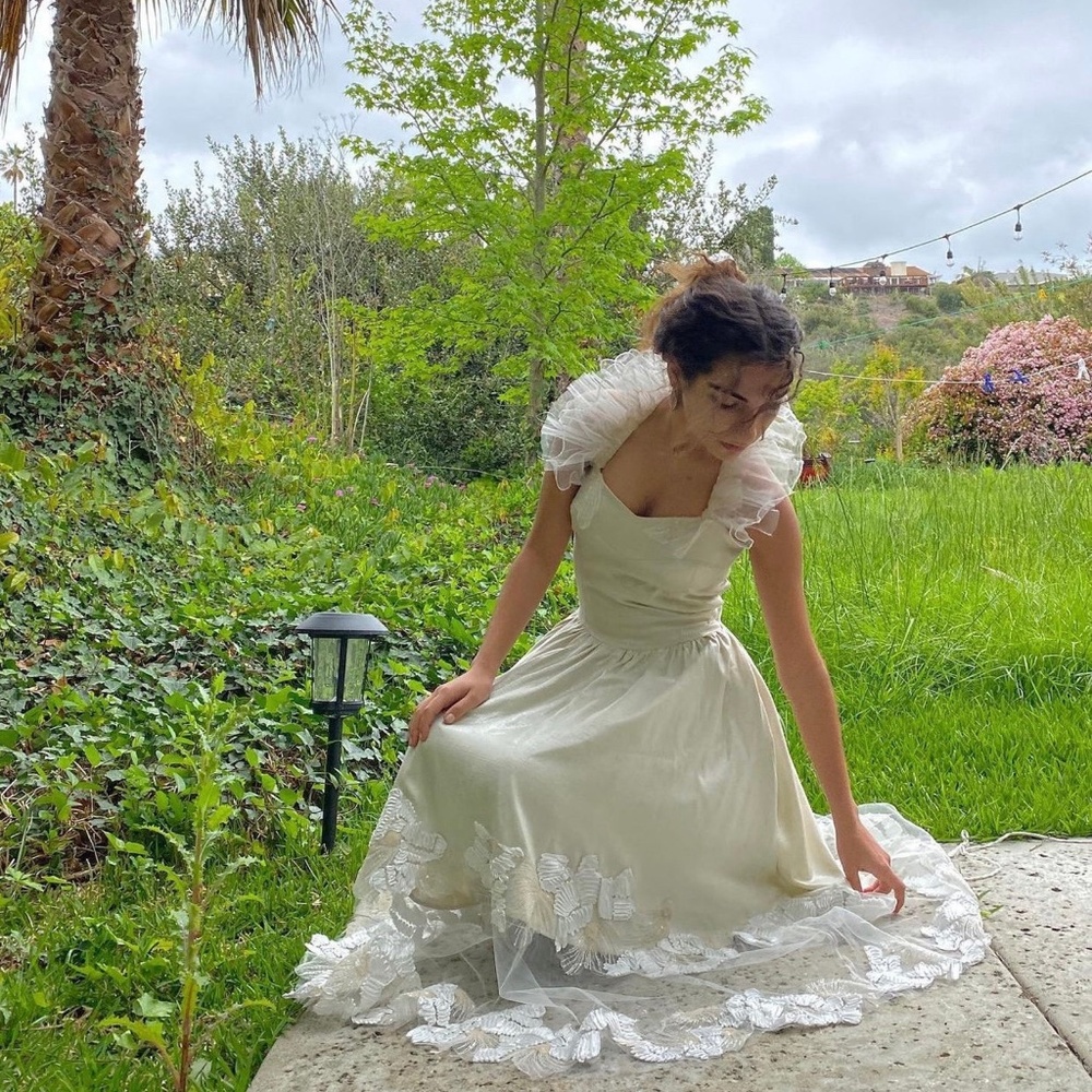 Fantasy White Regency Dress w/ Halter Cut & Floral Lace Skirt